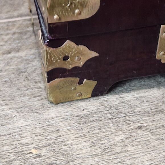 Vtg Chinese Wood Jewelry Keepsake Box Carved Jade Inlay w/brass 6.75" x 3.5" - Picture 3 of 12